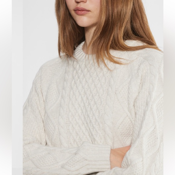 Aritzia Sunday Best Lima Cable Knit Sweater Heather Light Oatmeal Sz Medium - Picture 2 of 15